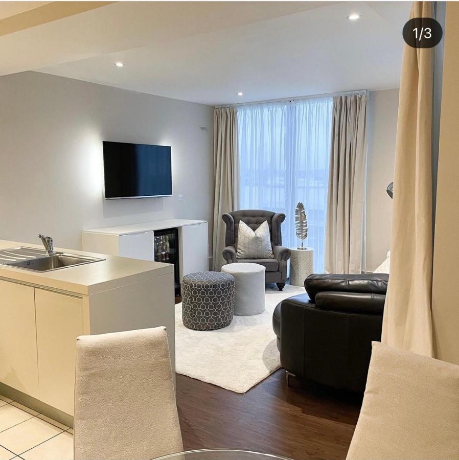 Novu Waterfront * Liverpool